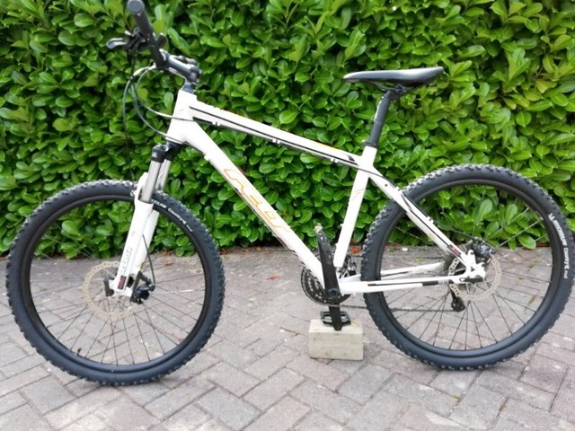 felt 80 mountain bike